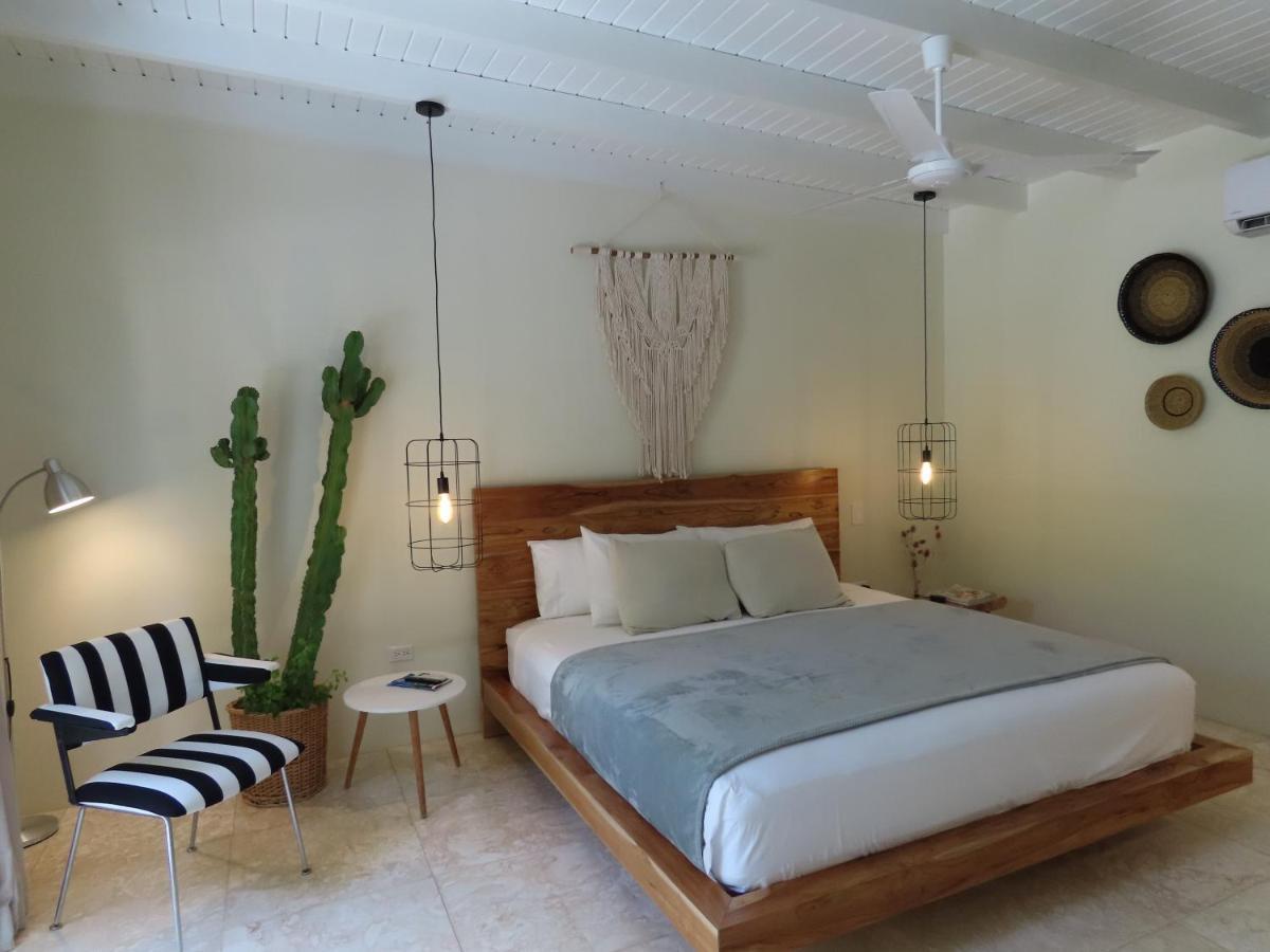Naima Luxury Home, Cottage & Apartment Rentals Paradera エクステリア 写真