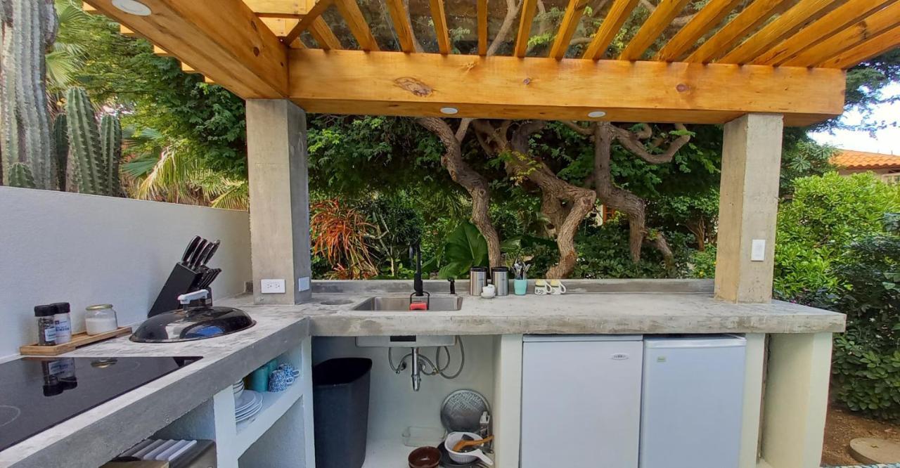 Naima Luxury Home, Cottage & Apartment Rentals Paradera エクステリア 写真