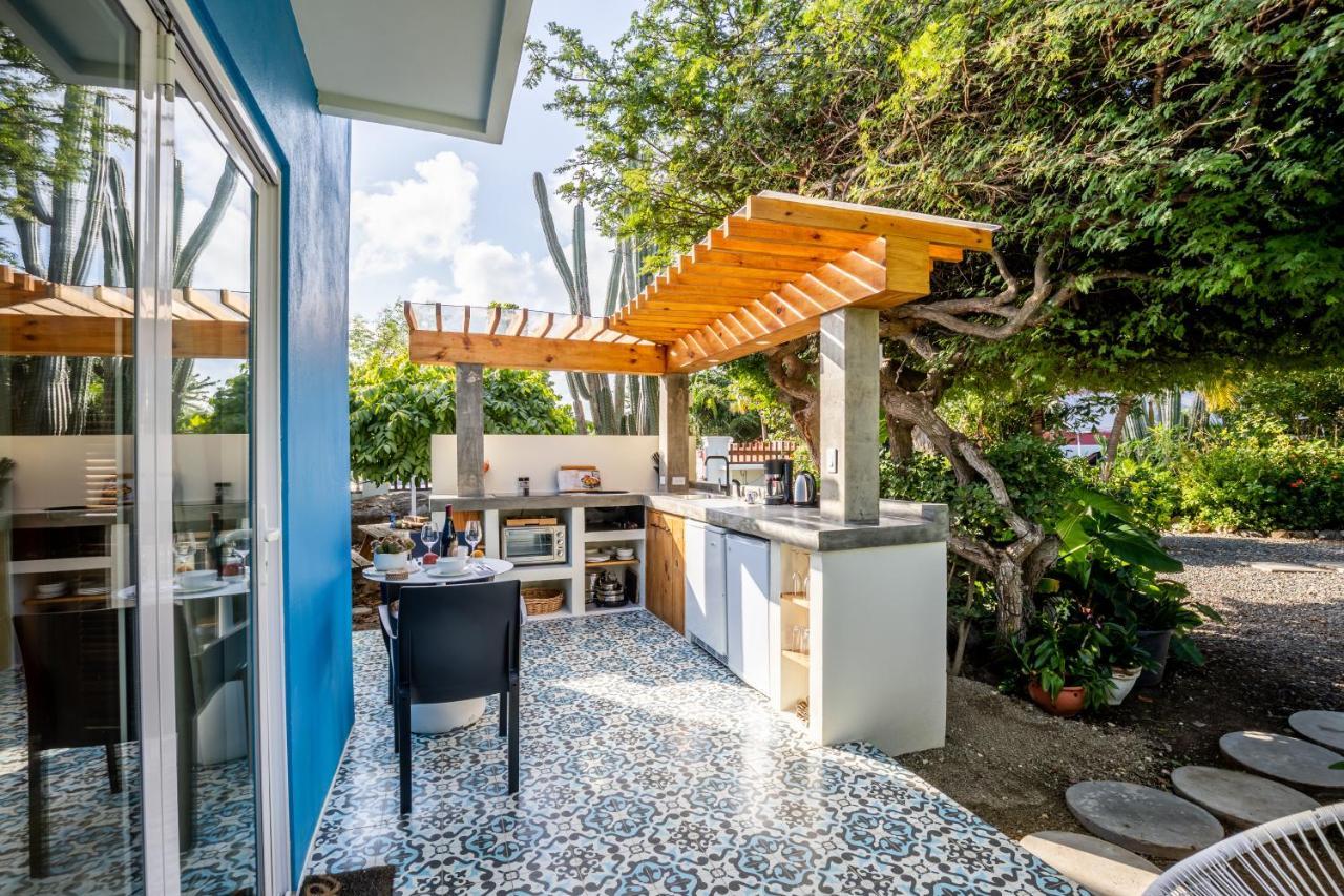 Naima Luxury Home, Cottage & Apartment Rentals Paradera エクステリア 写真