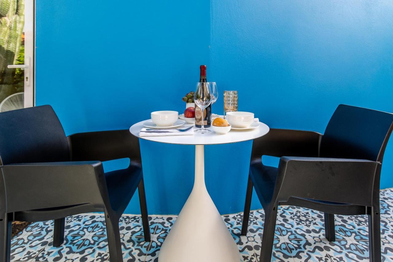 Naima Luxury Home, Cottage & Apartment Rentals Paradera エクステリア 写真