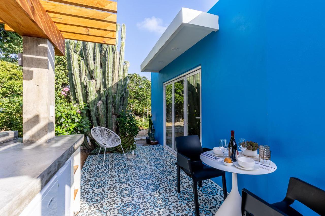 Naima Luxury Home, Cottage & Apartment Rentals Paradera エクステリア 写真